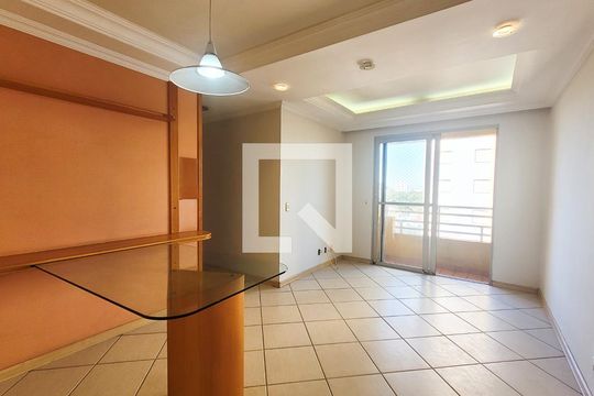 Sala de apartamento para alugar com 3 quartos, 75m² em Bonfim, Campinas