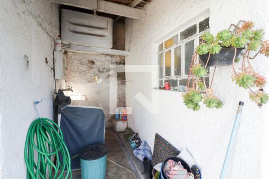 Área de Serviço de casa à venda com 3 quartos, 600m² em Vila Baruel, São Paulo