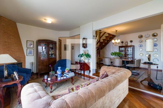 Sala de apartamento à venda com 3 quartos, 216m² em Vila Suzana, São Paulo