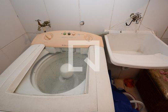 Cozinha e Área de Serviço de casa à venda com 2 quartos, 120m² em Jardim Valdibia, São Bernardo do Campo