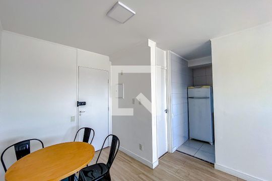 Sala/Quarto de kitnet/studio à venda com 1 quarto, 33m² em Brás, São Paulo
