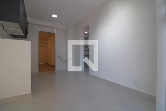 Sala de apartamento à venda com 2 quartos, 34m² em Socorro, São Paulo
