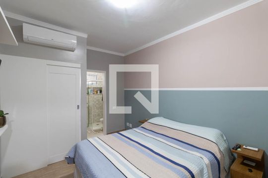 Suíte de casa à venda com 2 quartos, 120m² em Jardim Itapema, São Paulo