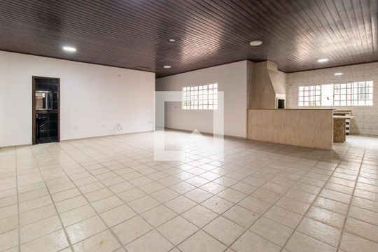 Área comum de casa para alugar com 3 quartos, 315m² em Fazendinha, Curitiba