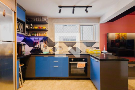 Cozinha de apartamento à venda com 1 quarto, 60m² em Cerqueira César, São Paulo