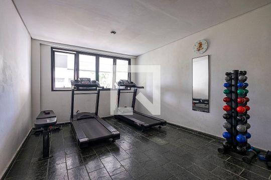 Academia de apartamento à venda com 2 quartos, 68m² em Pinheiros, São Paulo