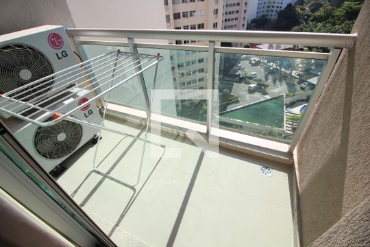 Sala - Varanda de apartamento para alugar com 1 quarto, 40m² em Jacarepaguá, Rio de Janeiro