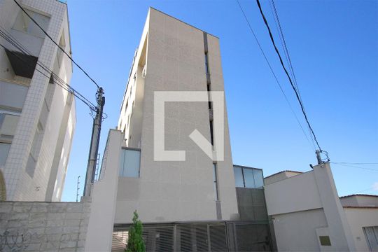 Fachada de apartamento à venda com 3 quartos, 90m² em Sagrada Família, Belo Horizonte