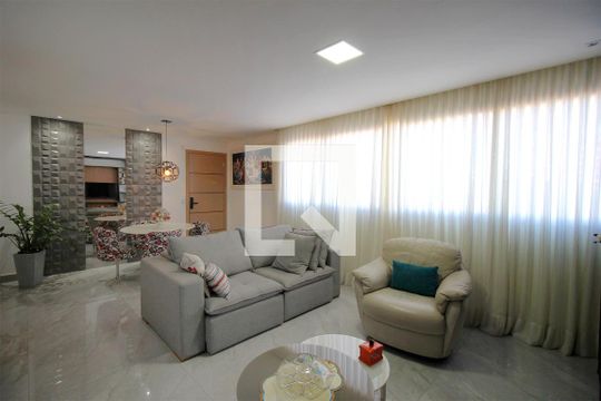 Sala de apartamento à venda com 3 quartos, 90m² em Sagrada Família, Belo Horizonte