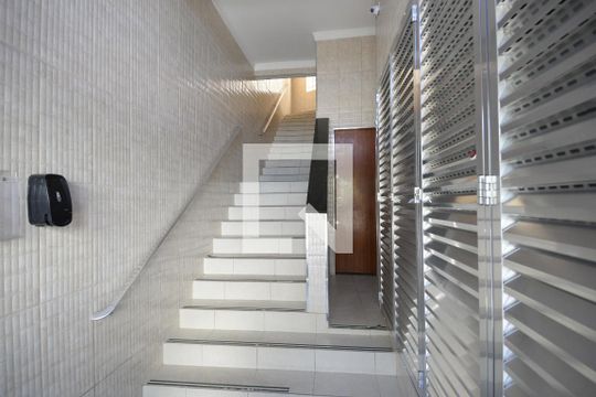 Entrada de apartamento à venda com 2 quartos, 72m² em Cambuci, São Paulo