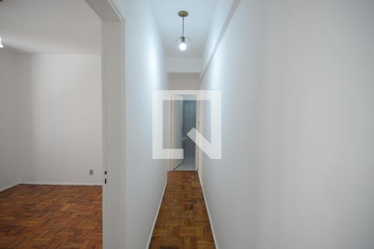 Corredor de apartamento à venda com 2 quartos, 72m² em Cambuci, São Paulo