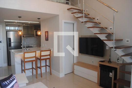 Apartamento para alugar com 1 quarto, 68m² em Patamares, Salvador
