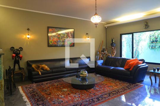 Sala de casa à venda com 2 quartos, 480m² em Indianópolis, São Paulo