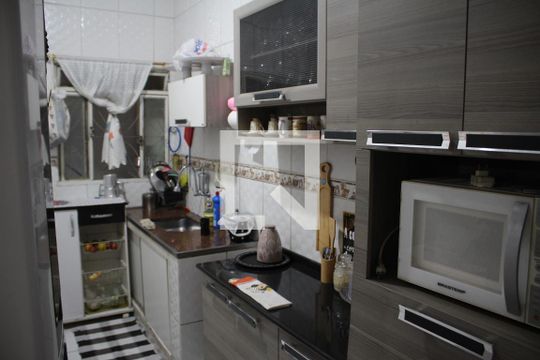 Cozinha de casa à venda com 4 quartos, 250m² em Darcy Vargas, Contagem