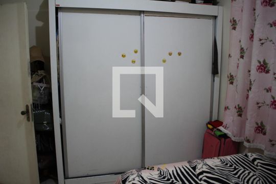 Quarto de casa à venda com 4 quartos, 250m² em Darcy Vargas, Contagem