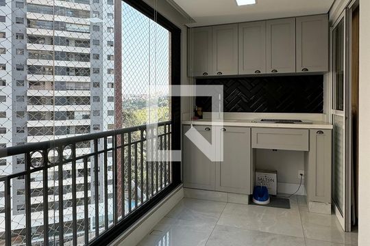 Varanda gourmet de apartamento à venda com 2 quartos, 81m² em Alphaville Empresarial, Barueri