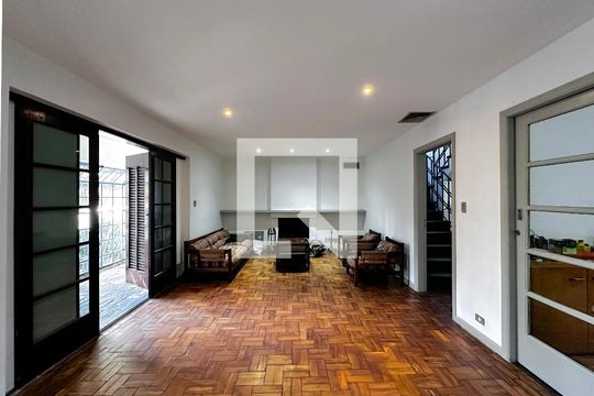 Sala de casa para alugar com 3 quartos, 350m² em Santo Amaro, São Paulo
