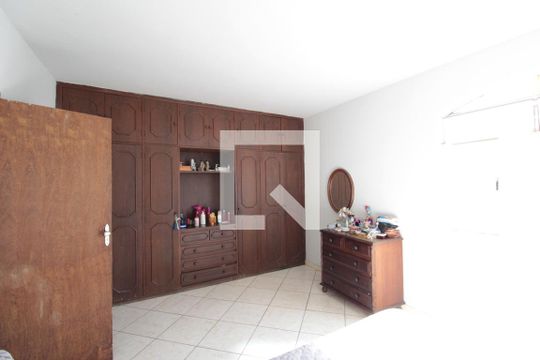 Quarto 1 de casa à venda com 3 quartos, 150m² em Europa (venda Nova), Belo Horizonte