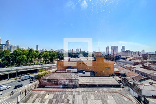 Vista/Quarto de apartamento à venda com 2 quartos, 90m² em Brás, São Paulo