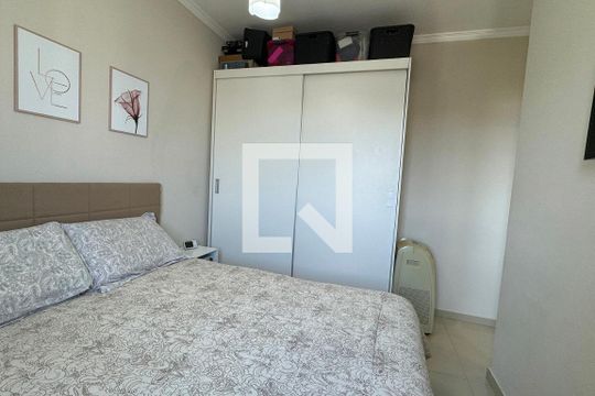 Suíte 1 de apartamento à venda com 3 quartos, 72m² em Jardim Tupanci, Barueri