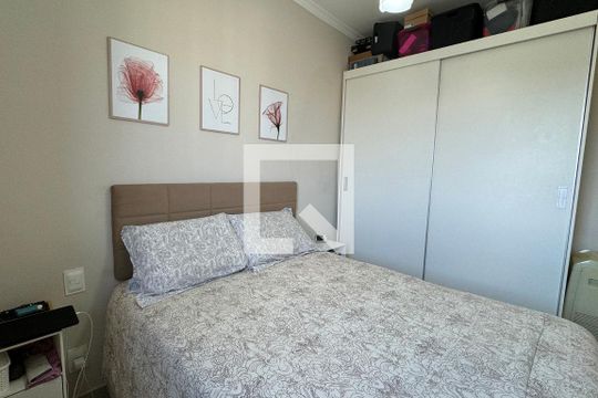 Suíte 1 de apartamento à venda com 3 quartos, 72m² em Jardim Tupanci, Barueri