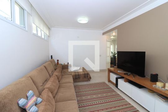 Casa para alugar com 4 quartos, 539m² em Vila Esperança, São Paulo