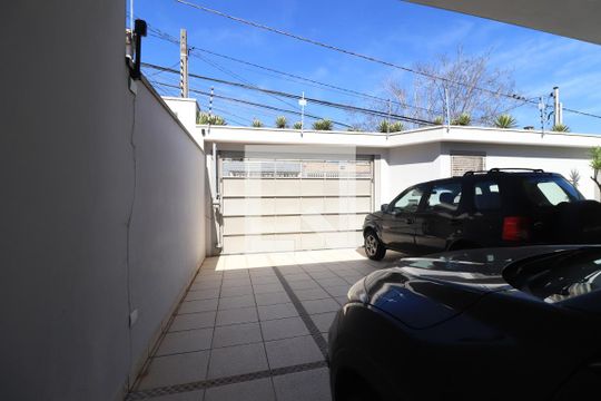 Garagem de casa para alugar com 4 quartos, 539m² em Vila Esperança, São Paulo