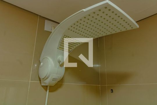 Banheiro de apartamento para alugar com 2 quartos, 65m² em Mirandópolis, São Paulo