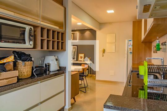 Cozinha de apartamento para alugar com 2 quartos, 65m² em Mirandópolis, São Paulo