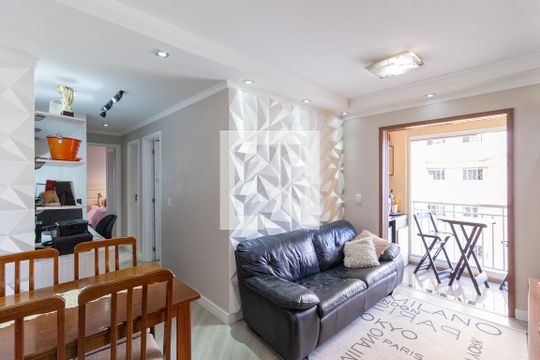 Apartamento à venda com 2 quartos, 57m² em Santo Antônio, Osasco