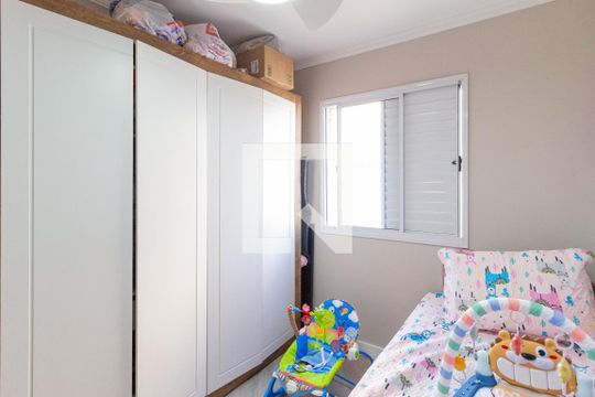 Quarto de apartamento à venda com 2 quartos, 57m² em Santo Antônio, Osasco