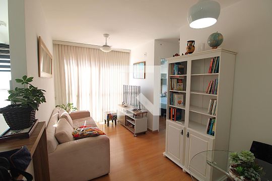 Apartamento à venda com 2 quartos, 47m² em Irajá, Rio de Janeiro