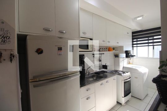 Cozinha de apartamento à venda com 2 quartos, 47m² em Irajá, Rio de Janeiro