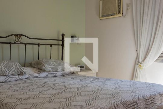 Suíte 1 de casa à venda com 4 quartos, 272m² em Anchieta, São Bernardo do Campo