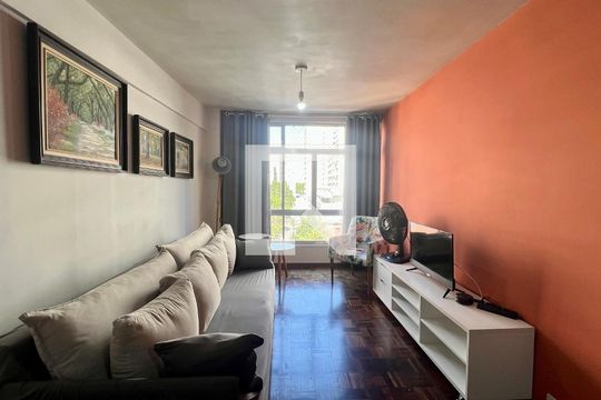 Sala de TV de apartamento para alugar com 2 quartos, 76m² em Cerqueira César, São Paulo