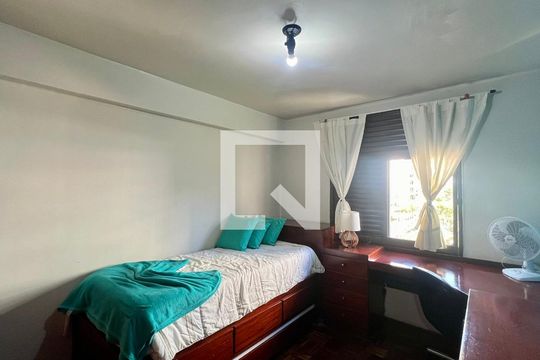 Quarto 1 de apartamento para alugar com 2 quartos, 76m² em Cerqueira César, São Paulo