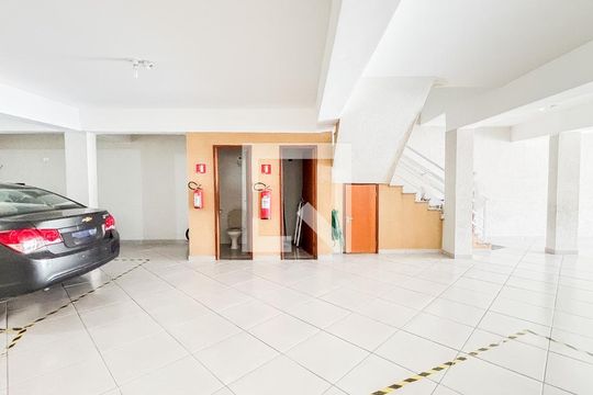 Garagem de apartamento à venda com 2 quartos, 47m² em Vila Bela Vista, Santo André