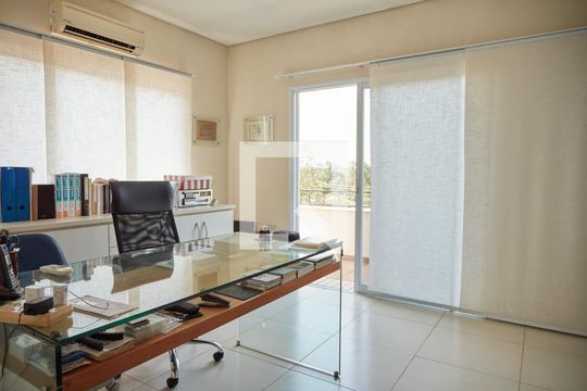 Escritório de casa de condomínio à venda com 4 quartos, 550m² em Cidade Universitária, Campinas