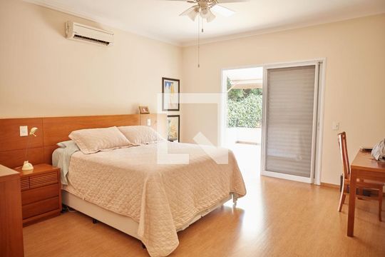 Quarto de casa de condomínio à venda com 4 quartos, 550m² em Cidade Universitária, Campinas