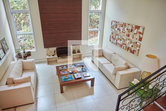 Sala de casa de condomínio à venda com 4 quartos, 550m² em Cidade Universitária, Campinas