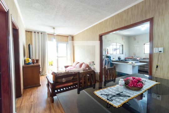 Sala de casa à venda com 2 quartos, 250m² em Cangaiba, São Paulo