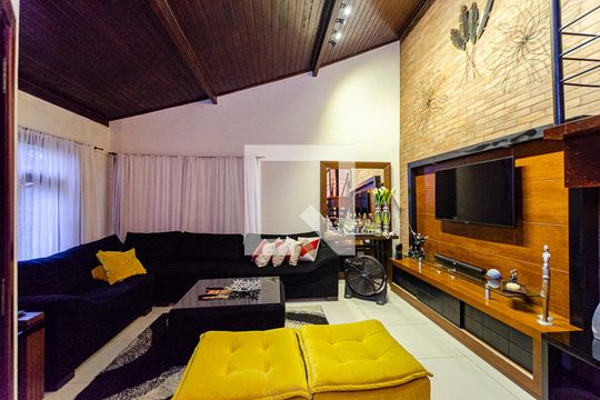 Casa de Condomínio à venda com 3 quartos, 209m² em Itaipu, Niterói