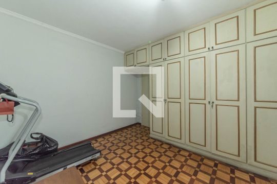 Quarto 2 de casa à venda com 3 quartos, 390m² em Bosque da Saúde, São Paulo