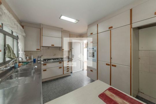 Cozinha de casa à venda com 3 quartos, 390m² em Bosque da Saúde, São Paulo