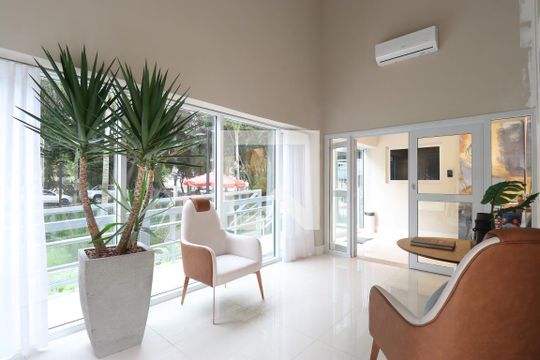Hall de entrada de apartamento para alugar com 2 quartos, 37m² em Lapa de Baixo, São Paulo