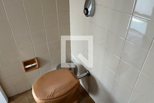 Banheiro de apartamento à venda com 1 quarto, 49m² em Vila Clementino, São Paulo
