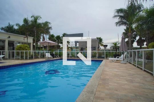 Área comum - Piscina de apartamento à venda com 2 quartos, 60m² em Humaitá, Porto Alegre