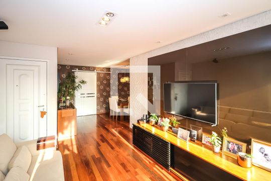 Apartamento para alugar com 3 quartos, 110m² em Aclimação, São Paulo