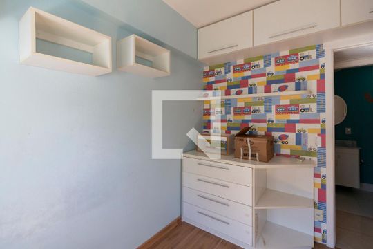 Quarto de apartamento à venda com 2 quartos, 69m² em Partenon, Porto Alegre