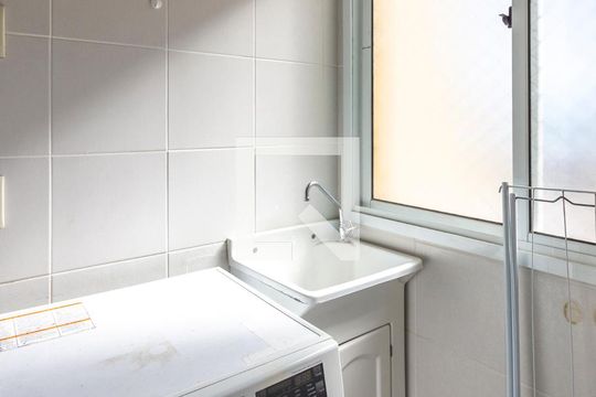 Cozinha e Área de Serviço de apartamento à venda com 2 quartos, 69m² em Partenon, Porto Alegre